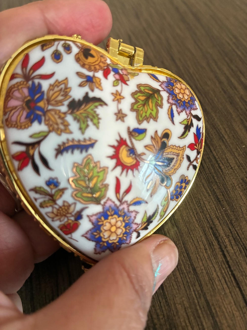 Vintage Shaped Decorative Trinket Box - White with Multicolor Floral Design
